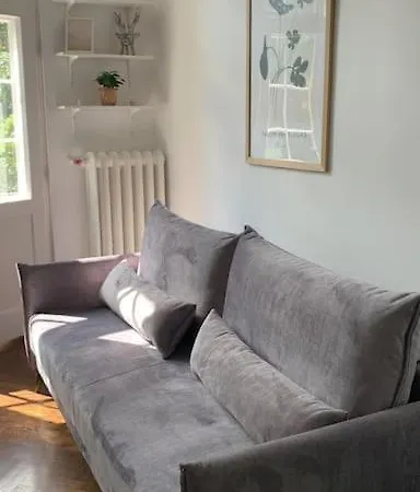 아파트 Cozy And Quiet In *